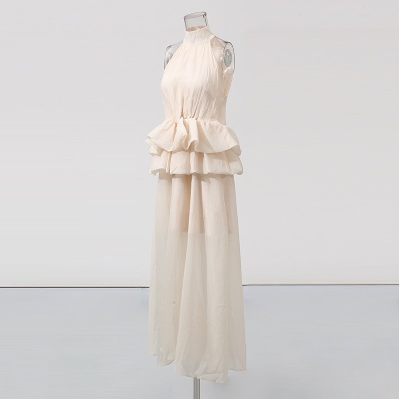 Robe longue à volants sans manches, col montant, couleur unie