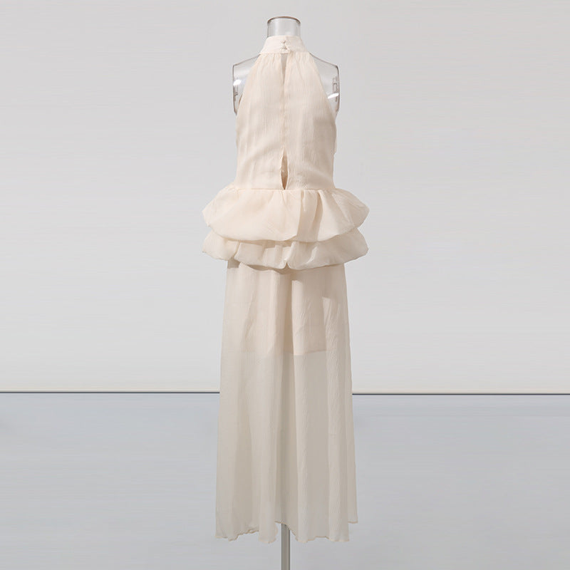 Robe longue à volants sans manches, col montant, couleur unie