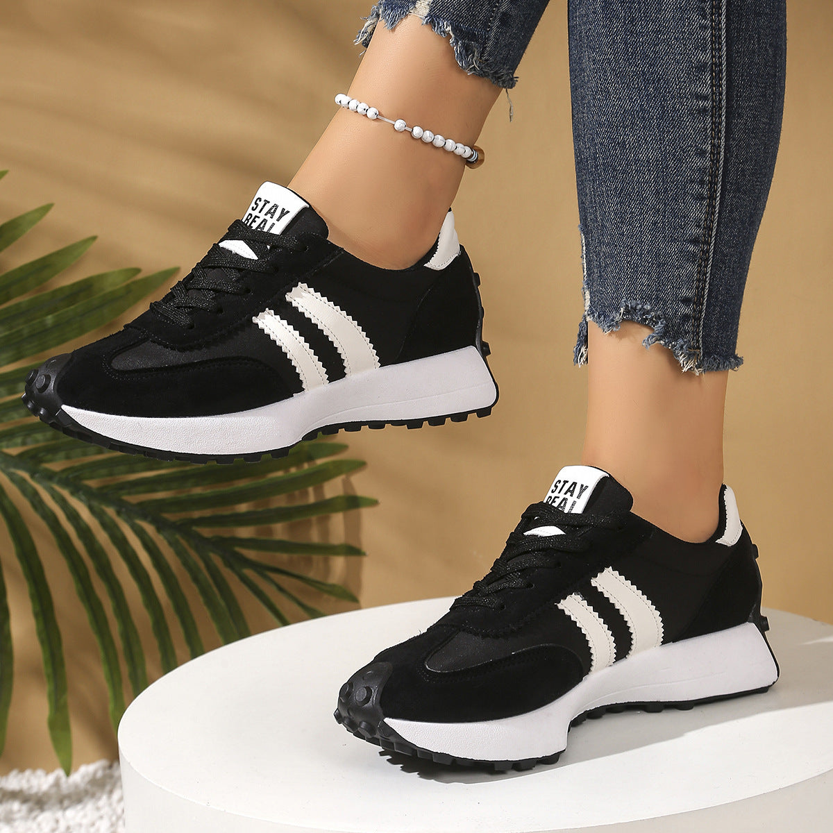 Chaussures décontractées respirantes à semelle épaisse pour femmes