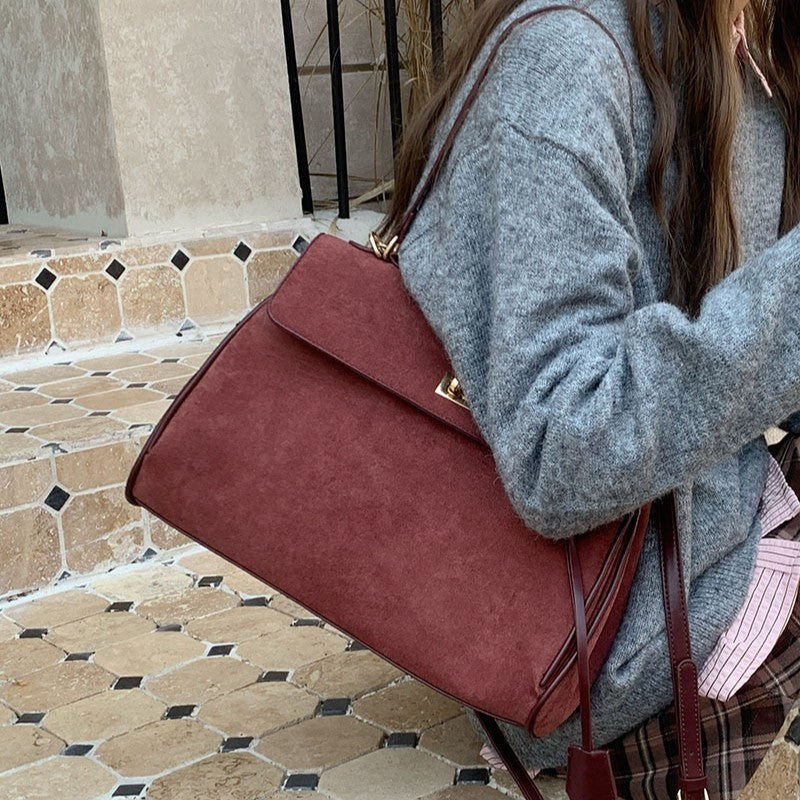 Sac bandoulière en daim pour les déplacements quotidiens, polyvalent et portable