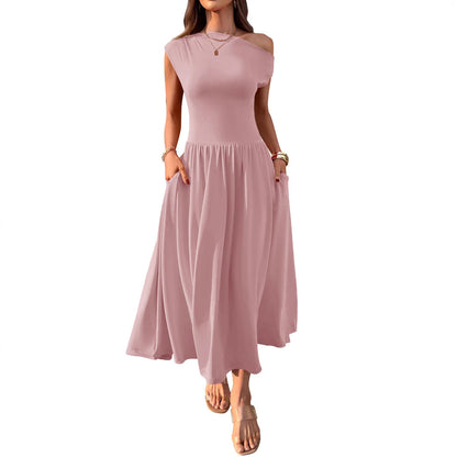 Robe longue sexy à épaules inclinées et taille ajustée avec poche
