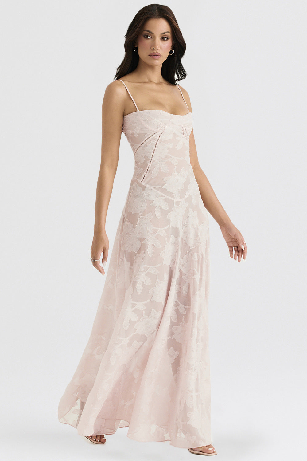 Robe jupe à bretelles en dentelle française